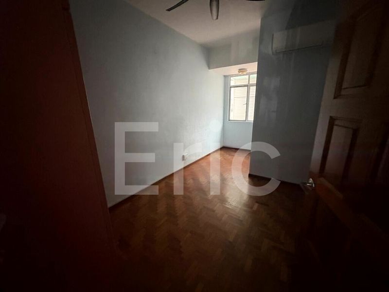 5 Bed Corner Terrace (Landed) for Sale in  Loyang Villas - Image 11